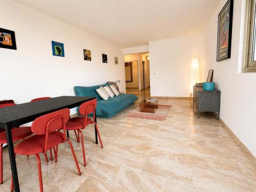 Apartment - walk to Croisette and Palais