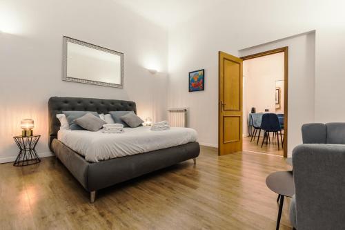 Apartment by the Pantheon with two Bedroom 2 bathroom