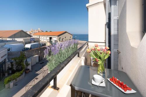 "Philomer Remparts" Art Deco Apartments by Sea and Parc