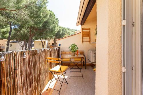 L'Alcôve Pool and close to the Naturist Village