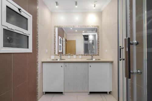 Alfama Deluxe Apartment, By Home Match