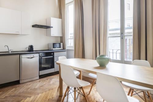 Easylife - Duomo Missori Apartments