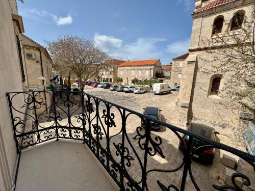 Gallery image of Old Palace in Selca
