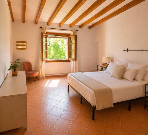 Can Gallardo den Fuster by Mallorca North Villas