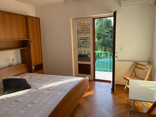 Apartments Ruža Mikelić