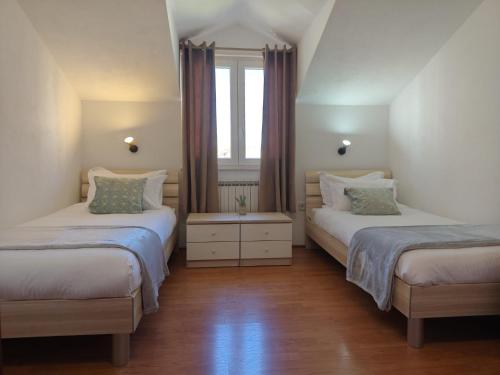 Zeljak Apartments