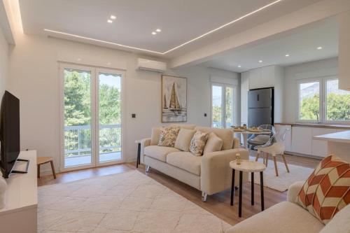 3 Bedroom Apartment in Glyfada