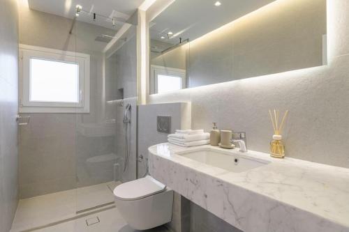 3 Bedroom Apartment in Glyfada