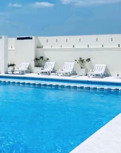 Sol e Piscina na Caparica - By Caparica Villas