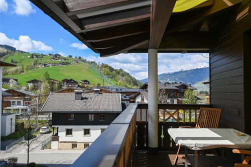 Ski & Golf Suite 25 with Maiskogel View by All in One Apartments