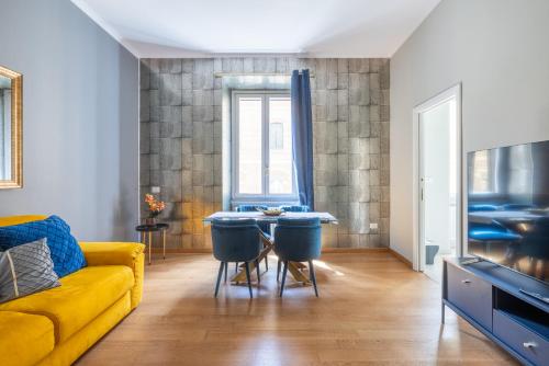 Elegante e ampio appartamento nel cuore di Prati