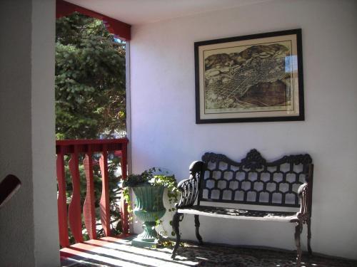 Un lugar para sentarse en Tyrolean Lodge