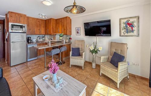 Cozy Apartment In Fuengirola With Wifi