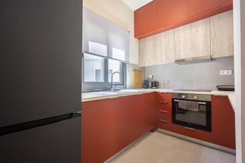 Modern Studio in Exarchia l Private Balcony