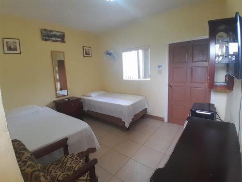 Gallery image of Paradise Reggae Resort in Kupuis
