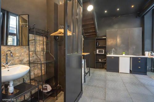 Studio Paris 3 proche des musees et commerces