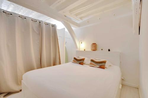 Elegant apartment -2BR-4P- Le Marais
