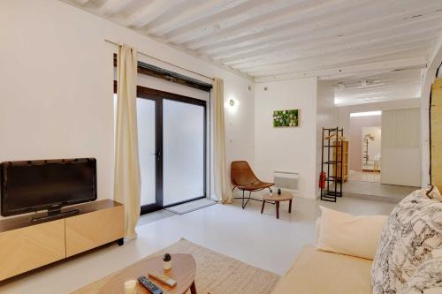 Elegant apartment -2BR-4P- Le Marais
