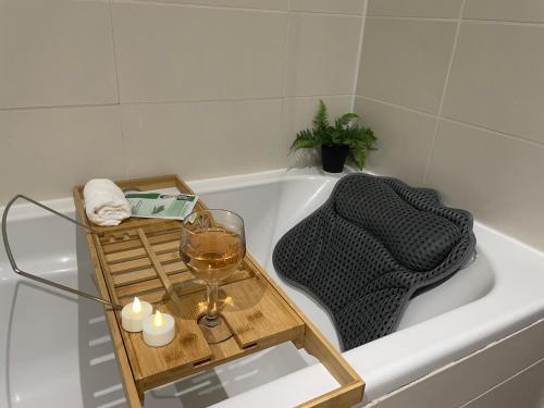 Newly renovated Aparment - Central - Pets Welcome
