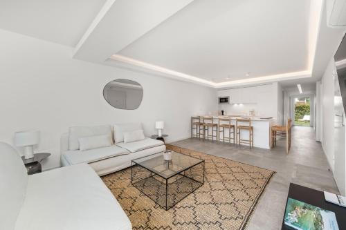 Central Vilamoura Modern 3-Bedroom Apartment