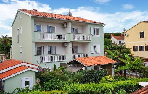 Awesome Apartment In Pula With Wifi