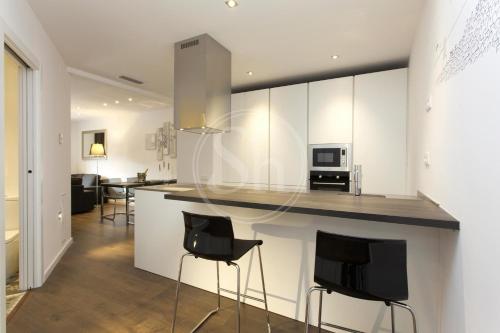 Bonito apartamento para 4 en Poble Sec