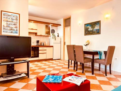 Ideal Location Split Apartments