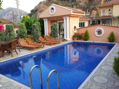Πισίνα στο ή κοντά στο Dalyan Palace