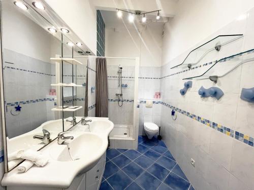 ApartHotel Riviera - BARILLERIE 3 - Vieille Ville 50m de la plage- 4 pieces - AC