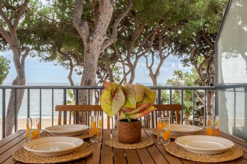 Cambrils Beach - Sea View - First Line - Parking - 2BR