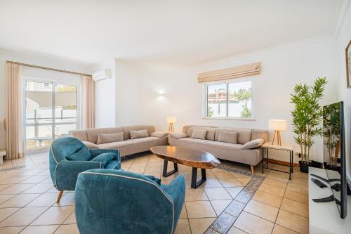 Villa Rosal by SignatureStays - Heated Pool
