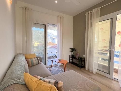 Bay View - Bright Modern Penthouse in Center