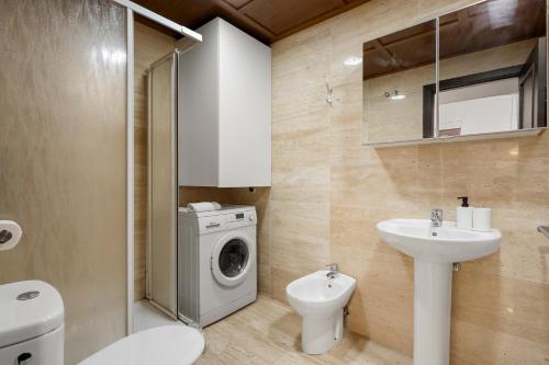 Céntrico Apartamento en Calle Carreteria - Malaga