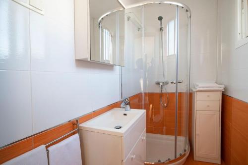 Bonito Apartamento con terraza - Pedregalejo Playa