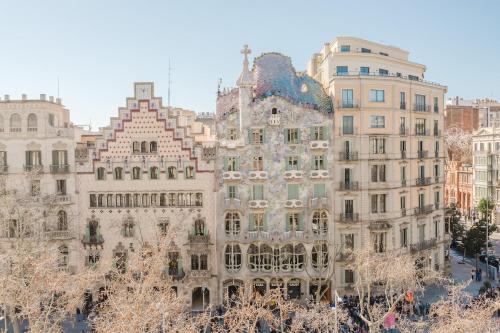 Paseo de Gracia 4 Suites big Home with Views