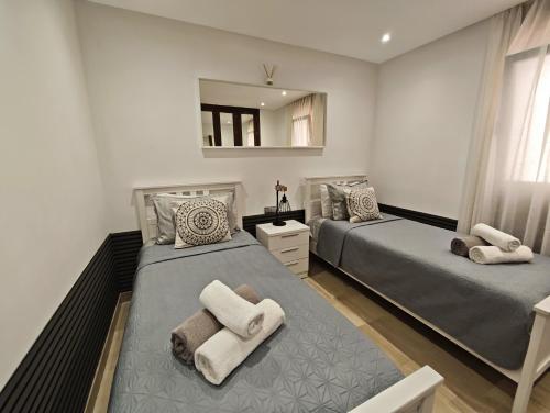 Luxury 3 Bedrooms, Private Heated Pool - EHHouse photo 15