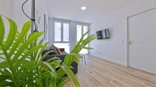 Duplex Retreat with AC in Madrid, Ideal for 4