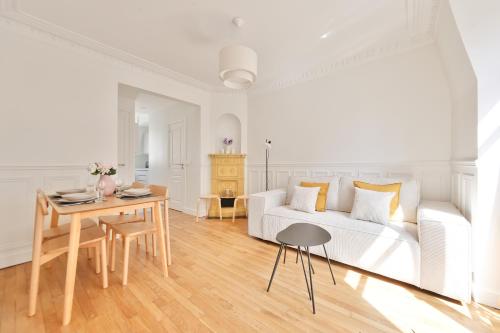 Chic Elegant 1BR in Montmartre Paris 18 District