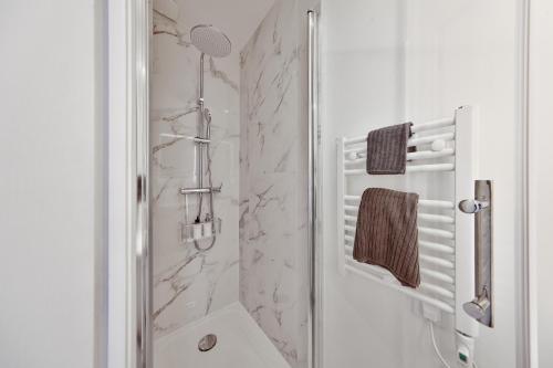 Chic Elegant 1BR in Montmartre Paris 18 District