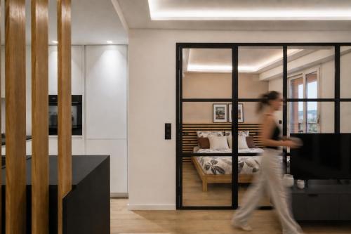 VACATELLA - LES PINS ENSOLEILLÉS, Appartement contemporain avec balcon et aperçu mer