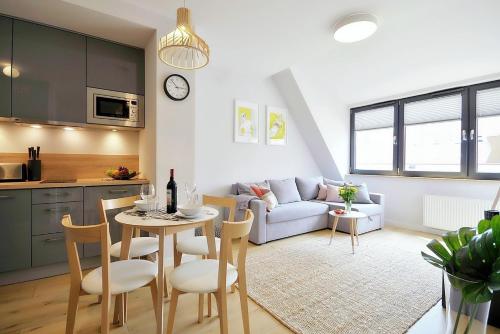 Koło Brzegu Apartamenty - jacuzzi, sauna oraz strefa fun ZA DARMO - blisko morza, psia plaża - ADMUS