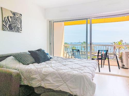 Apartment Le Méditerranée-4 by Interhome