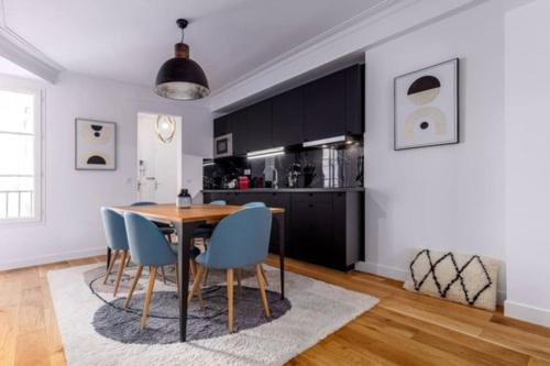 Lovely Apartment in Paris - Champs Elysées