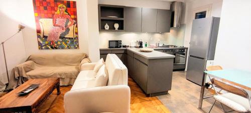 Classy apartment in Syntagma square