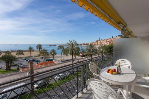 45SM - Studio climatisé face mer avec terrasse