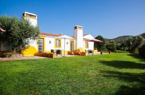 Κήπος έξω από το Herdade de Agua D' Alte