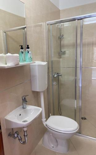 Mery Room 1 - private room with bathroom
