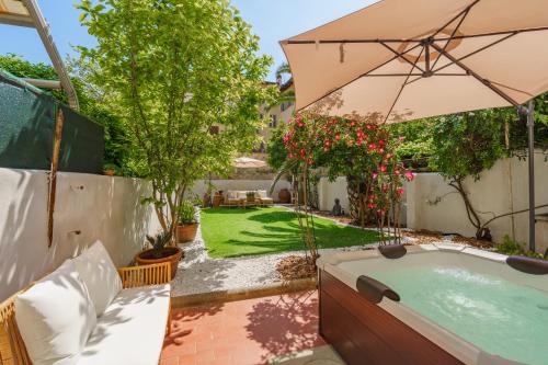 Urban Zen Garden- Entire house with 5 suites