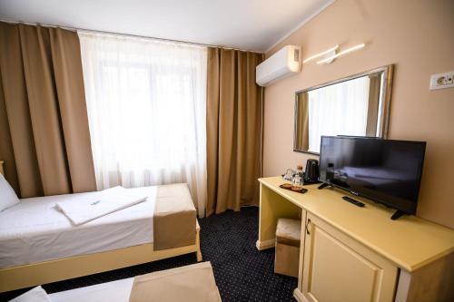 Hotel Bulevard — Photo of the whole room