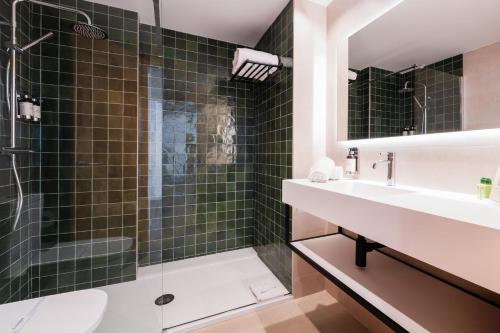 Bany a NM Suites by Escampa Hotels